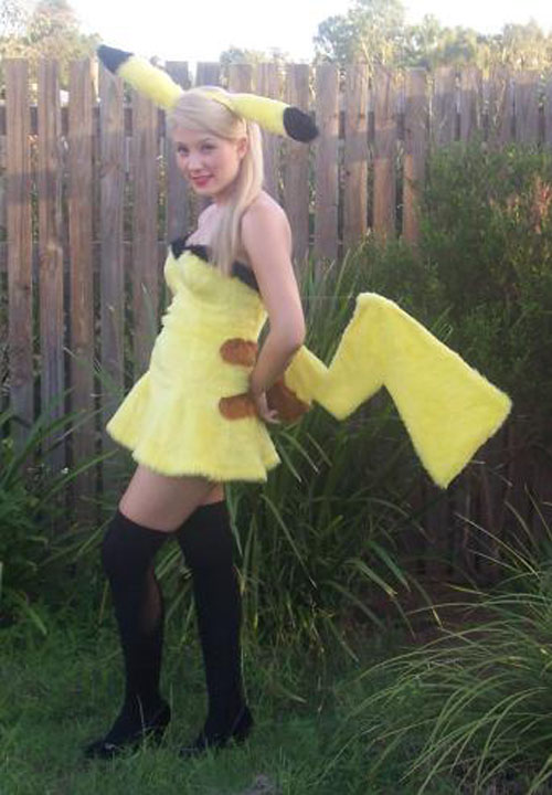 24 Most Hideous Prom Dresses