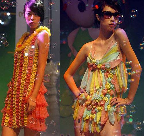 24 Most Hideous Prom Dresses