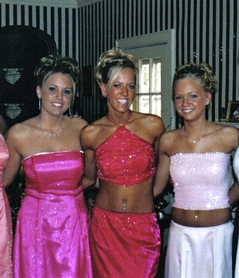 24 Most Hideous Prom Dresses