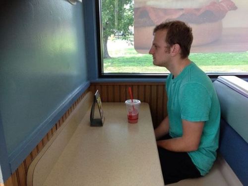 19 Moments of What it's Like Being Forever Alone!
