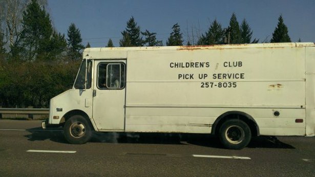 van - Children'S Club Pick Up Service 2578035