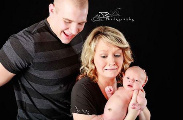 17 Family Photos Gone Way Wrong!