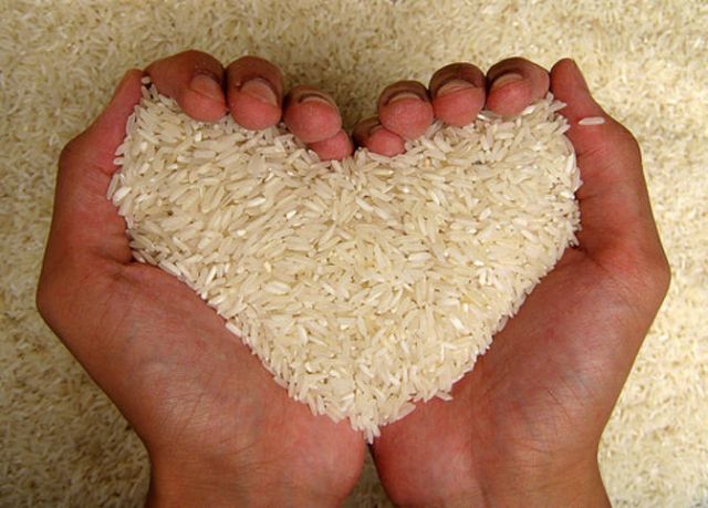 Sticking your hands in uncooked rice