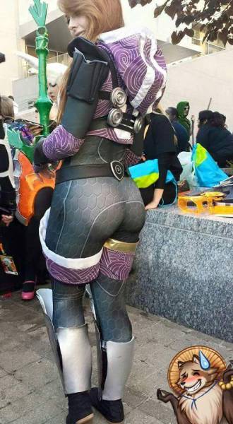 random cosplay ass