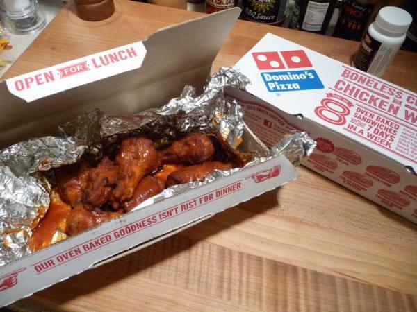 Most people would expect to open their box of Domino’s wings and find the delicious chicken smothered in sauce. That wasn’t the case for Berkeley, California resident Mike Vegas.