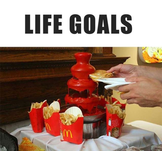ketchup fountain - Life Goals