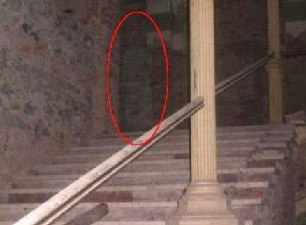 25 Astounding Real Ghosts Caught On Camera!!!