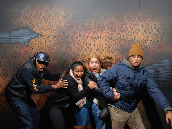 Scared Dudes Loose Their Sh*t  At The Haunted House!
