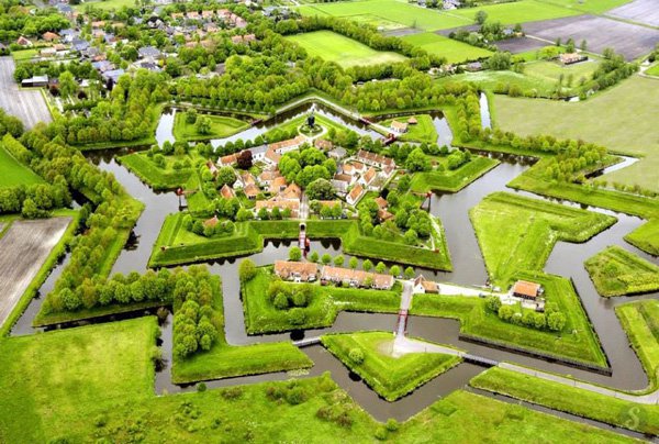 Netherlands : Fort Bourtange Bourtange is a Dutch fortified town of the province of Groningen, which was built in 1580...