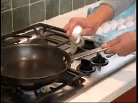 People Do Everyday Easy Chores In The Worst Way Possible!