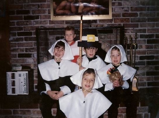 The 20 Most Awkward Thanksgiving Family Photos Ever!