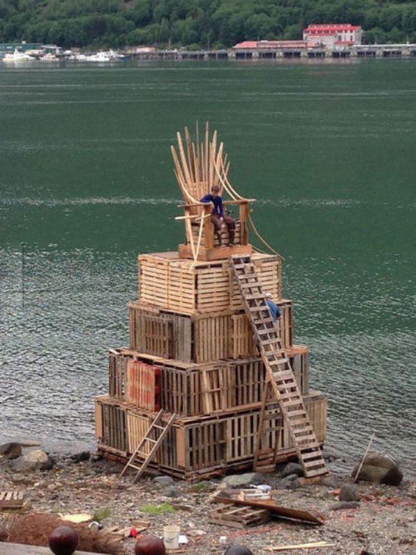 iron throne wood