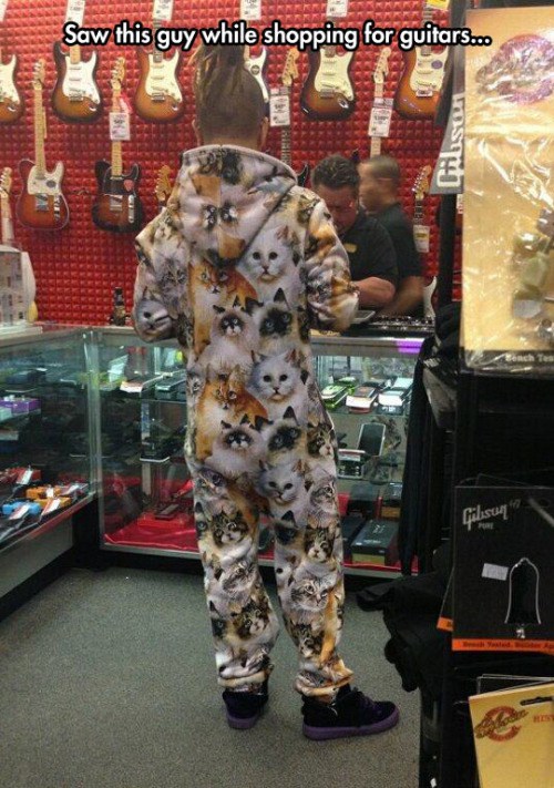 dress to impress funny - Saw this guy while shopping for guitars... Inlist filsu