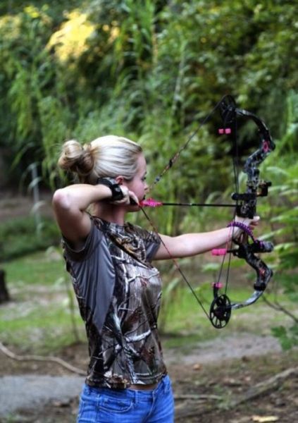 bow hunting girls