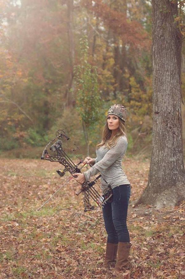 sexy girls bow hunting