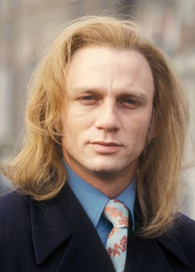Daniel Craig looking exceptionally creepy with long hair: