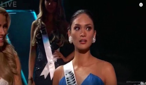 On Sunday night the world watched as Steve Harvey made the Universal mistake at the 2015 #MissUniverse Contest. In an unprecedented move he accidentally names Miss Colombia Ariadna Gutiérrez the winner. Moments later as Ariadna is blowing kisses and doing her celebratory wave, Steve Harvey comes back on stage and utters “I have to apologize. The first runner up is Colombia.” “Miss Universe 2015 is Philippines,”Here you can see Miss Philippines Pia Alonzo Wurtzbach with a look of WTF just happened right now.