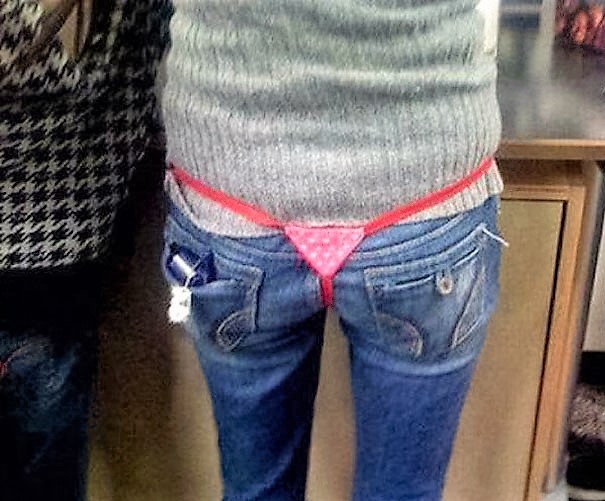 random pic underwear over jeans - Hiv