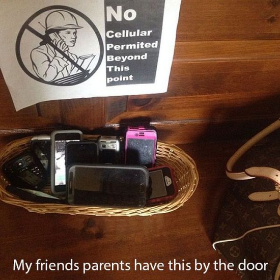 42 Times Cell Phone Obsessions Started Looking Like An Addiction!