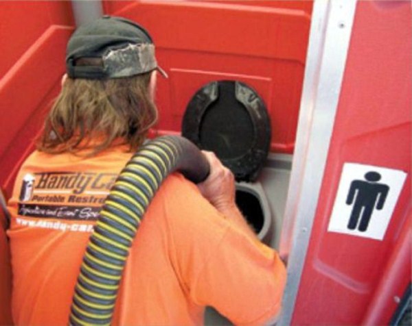 25 People With Way Worse Jobs Than You