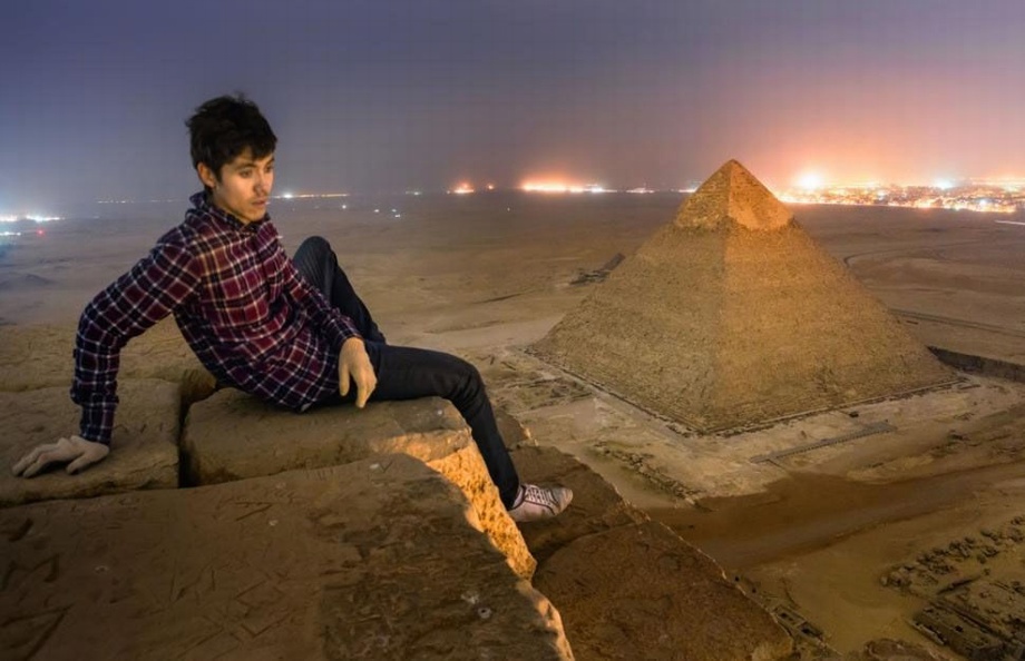 top view climbing the pyramids