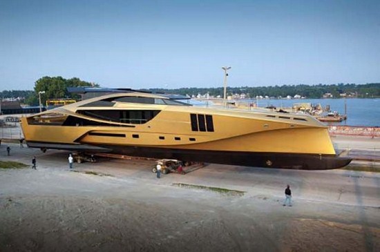 36 Examples Of How The Filthy Decadent Rich Live!