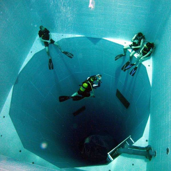 deepest indoor swimming pool in the world