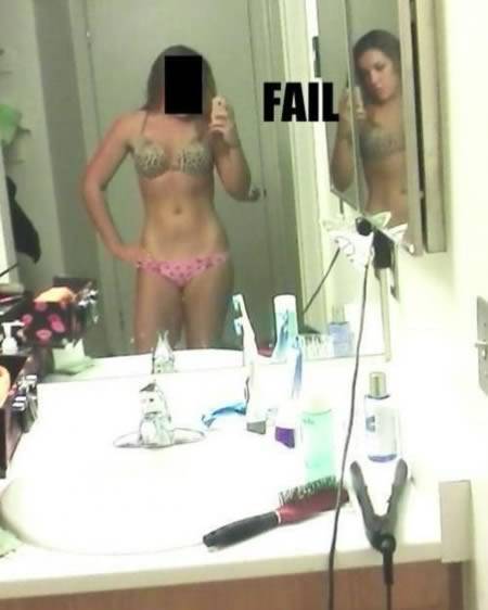 40 Times People Got Hilariously Photobombed By A Mirror!