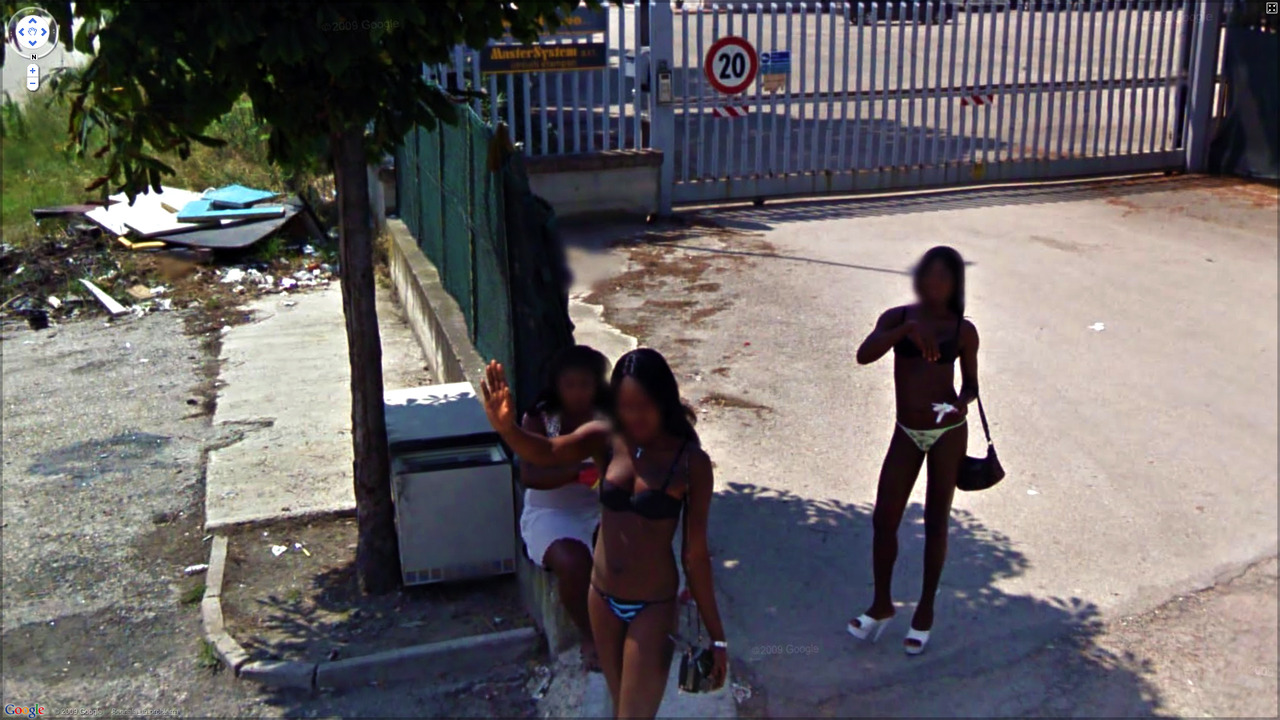 WTF Things Caught On Google Street View