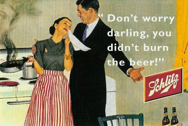 25 Slightly Sexist Beer Ads!