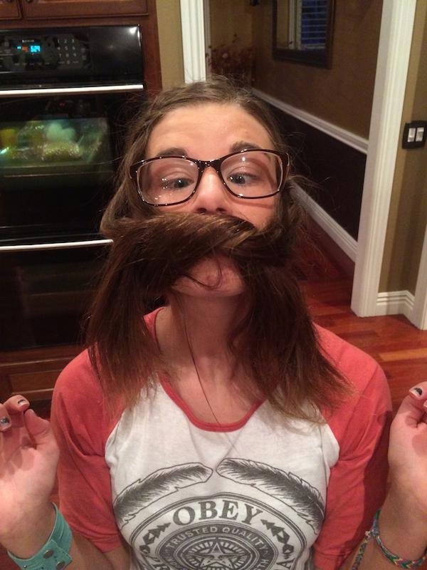 34 Times Girls Showed Their Goofy Side!