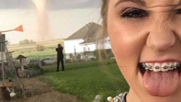 11 Most Awesome Tornado Photobombs!