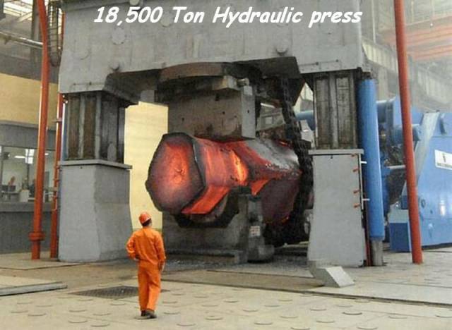 18500 ton hydraulic press - 18,500 Ton Hydraulic press