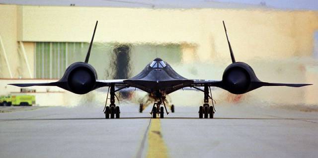 lockheed sr 71 blackbird