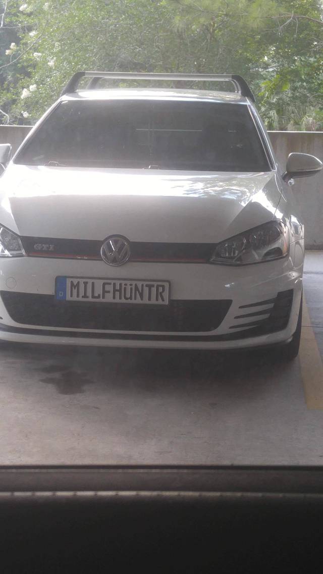 vehicle registration plate