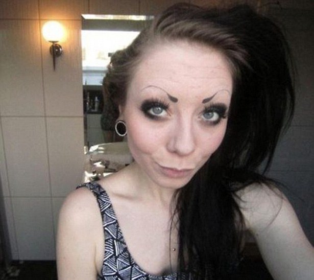 32 Eyebrow Fails Of The Most Epic Proportions!