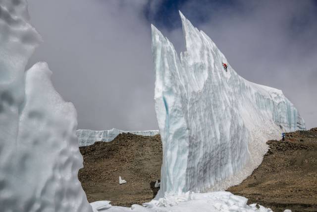 mount kilimanjaro ice climbing