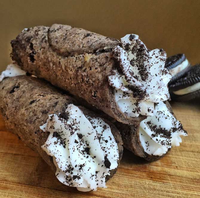 oreo cannoli