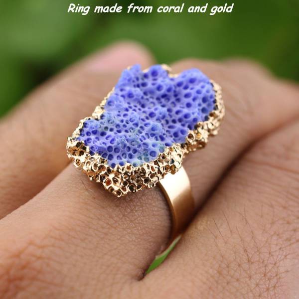 cobalt blue - Ring made from coral and gold