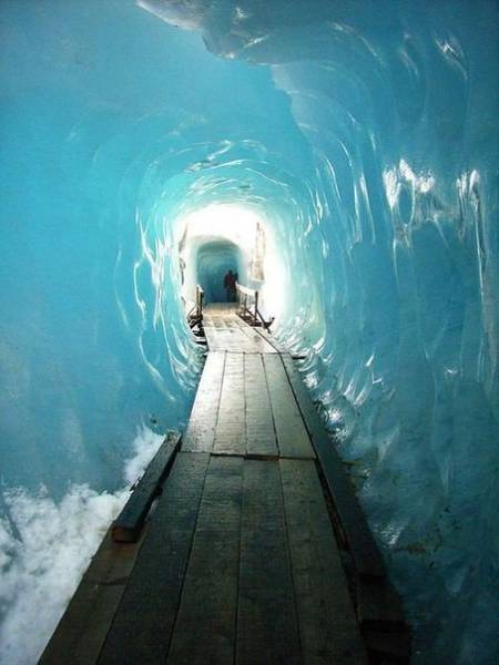 rhone glacier tunnel