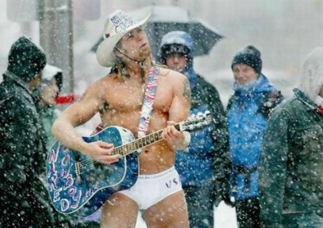 random naked cowboy new york snow