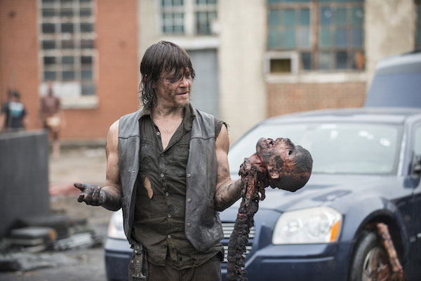 The Funniest Behind The Scenes Pictures from The Walking Dead!