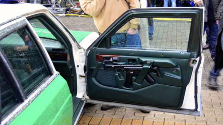 gun car door
