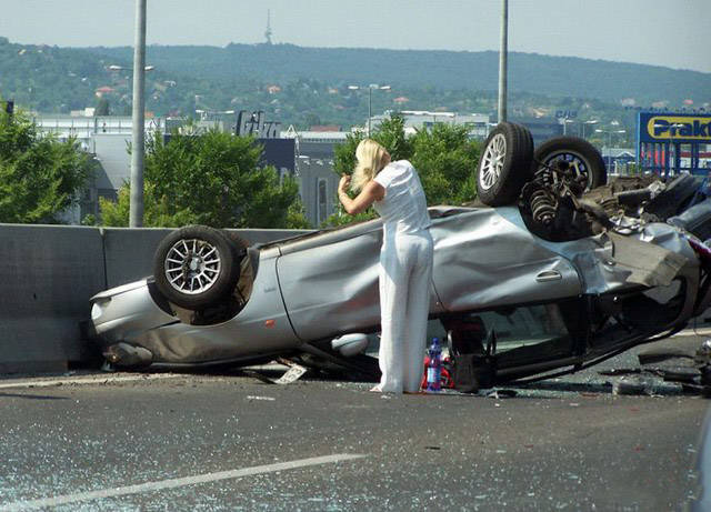 females driving - women car crash - rak