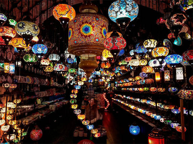 Awesome collection of trippy lanterns.