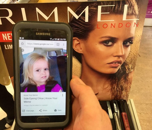 side eye chloe now - Rimmel London Samsung 9411208 Ne Lim Side Eyeing Chloe Know Your Meme Bloss