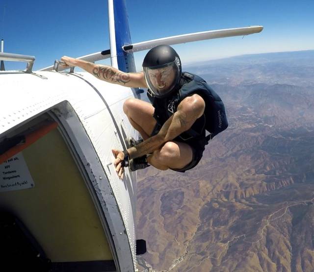 cool pic skydiving dream