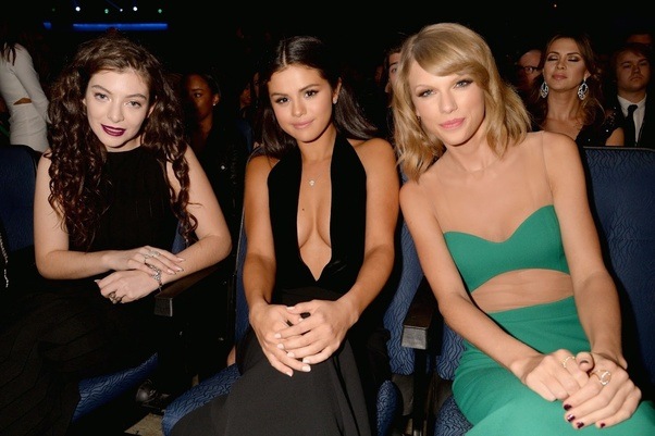 karlie kloss taylor swift selena gomez