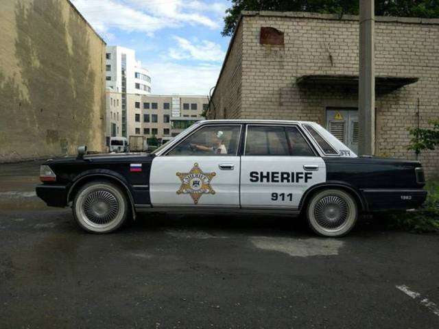 full size car - Aris Sheriff 911