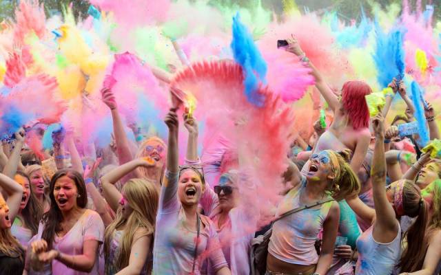 color fight luxembourg